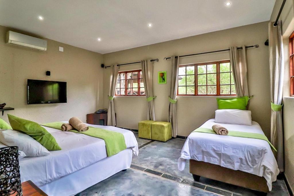 Luxury Kruger Escape Villa Marloth Park Ngoại thất bức ảnh