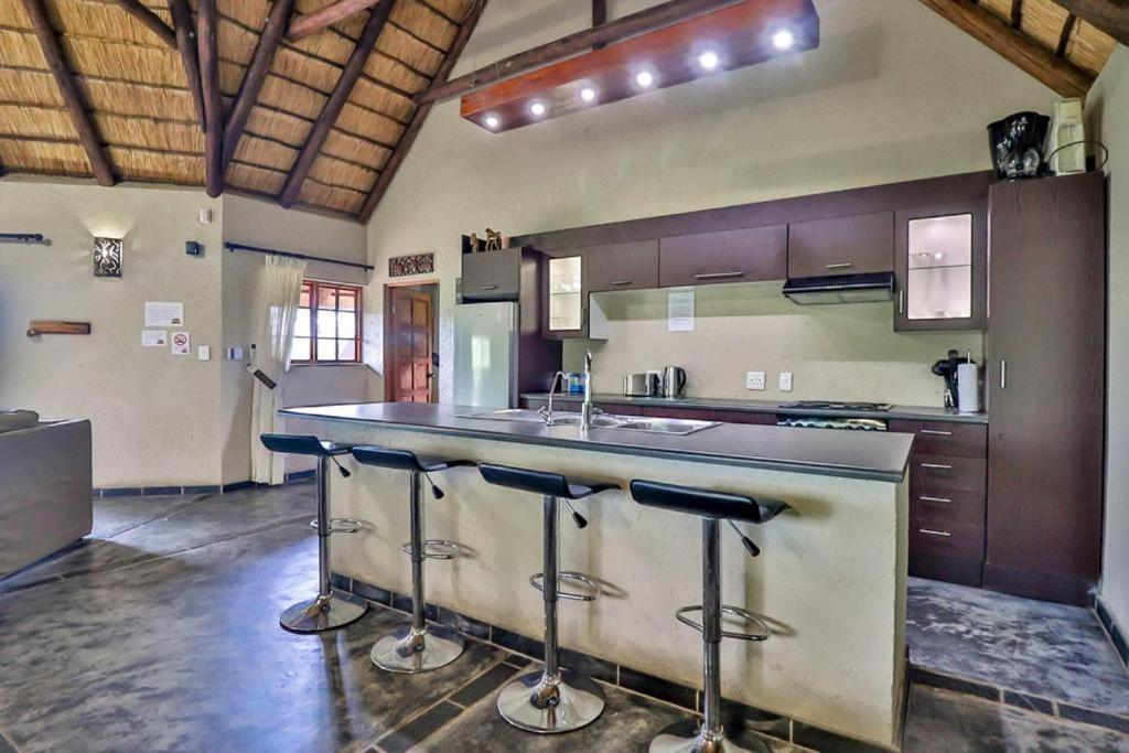 Luxury Kruger Escape Villa Marloth Park Ngoại thất bức ảnh